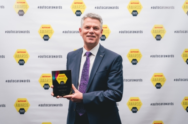 Paul Philpott wins ‘Editor’s Award’ at 2023 Autocar Awards